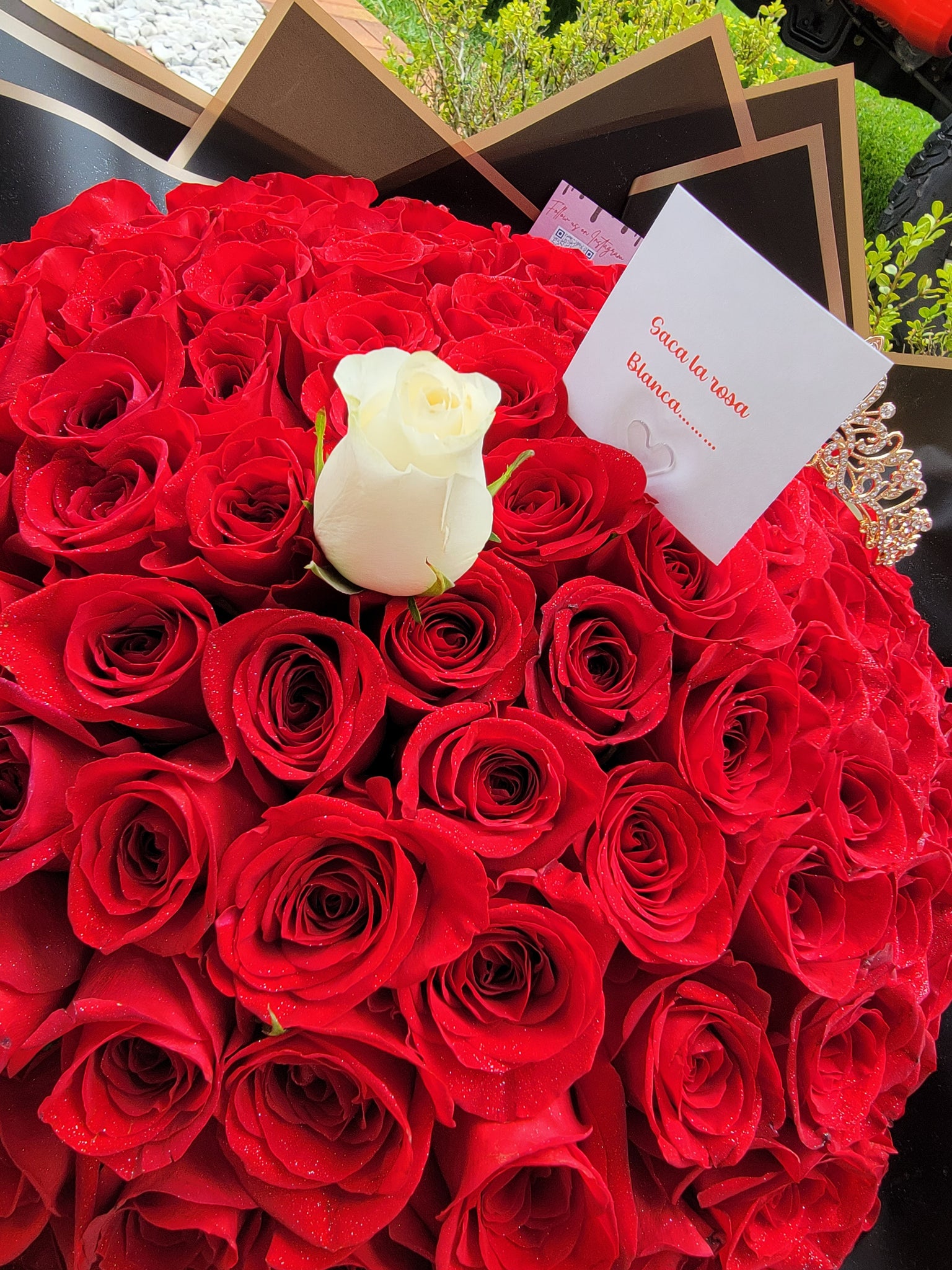 B006 - Personalized 100 Roses Bouquet decorated with a Crown and